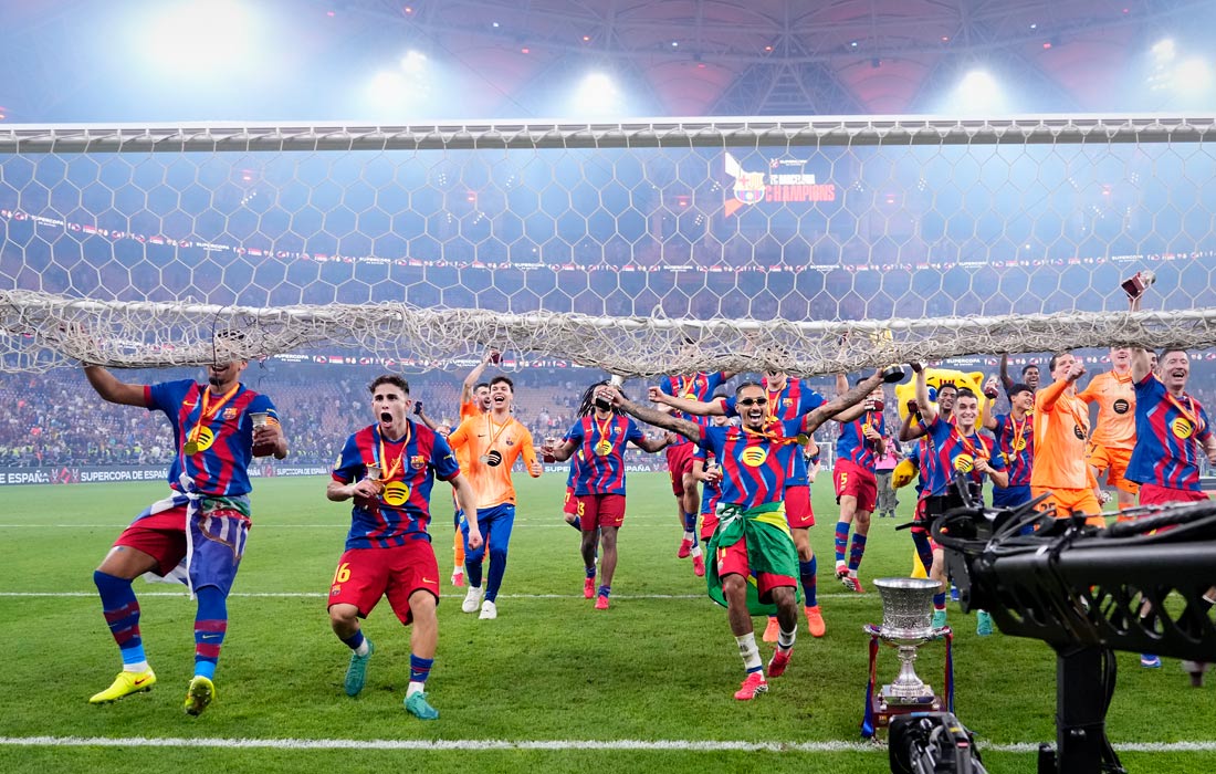 "Барселона" победила "Реал" и выиграла Суперкубок Испании по футболу