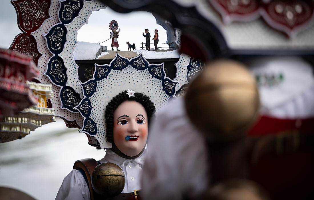 Швейцарский фестиваль Silvesterchlaeuse по случаю Нового года по юлианскому календарю