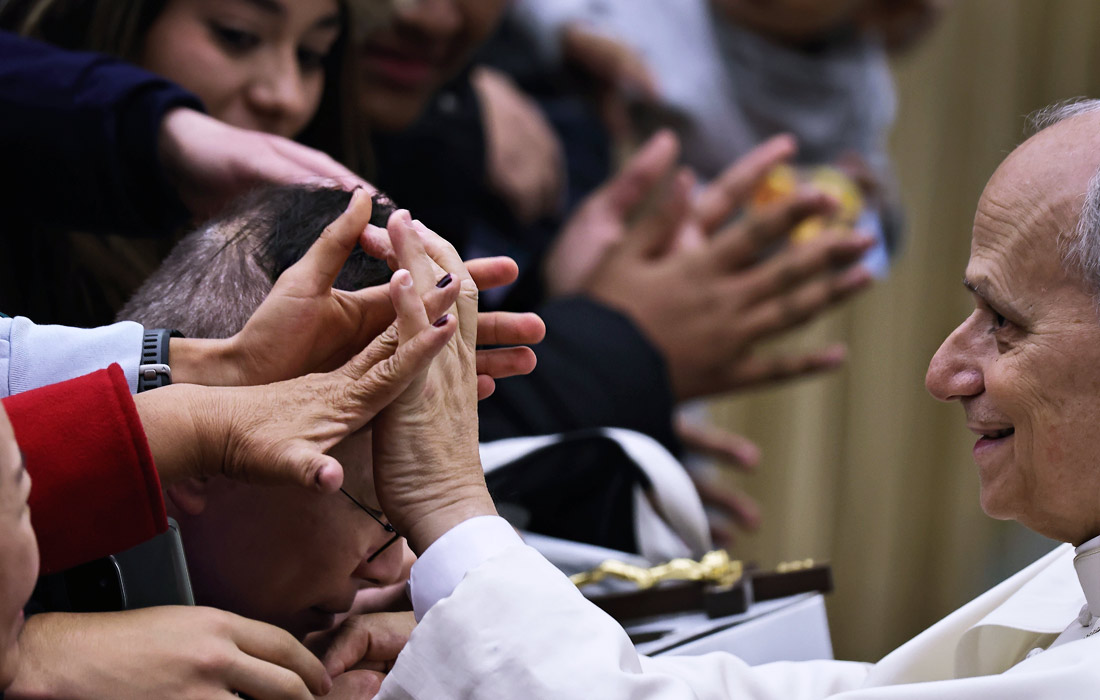 Папа римский Лев XIV во время еженедельной общей аудиенции в Ватикане