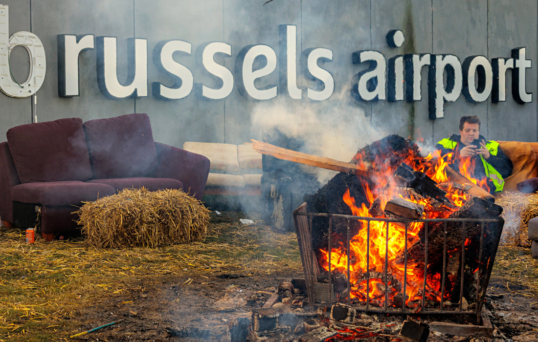 Акция протеста бельгийских фермеров против соглашения о свободной торговле между ЕС и МЕРКОСУР в окрестностях Брюсселя