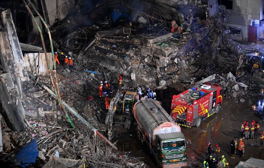 В пакистанском Карачи в торговом центре Gul Plaza произошел пожар, в результате которого погибли 26 человек
