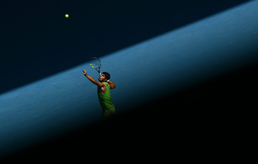 Первая ракетка мира испанец Карлос Алькарас в четвертом круге Australian Open обыграл американского теннисиста Томми Пола