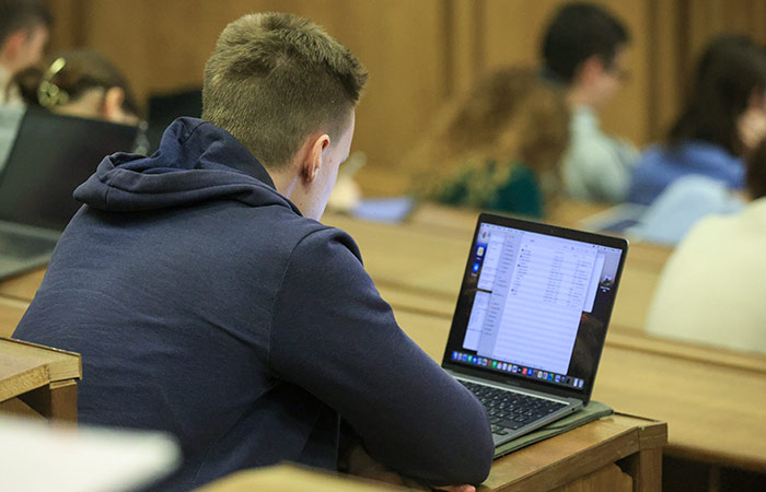 Минобрнауки хочет отказаться от общих квалификаций в дипломах при переходе на новую модель высшего образования