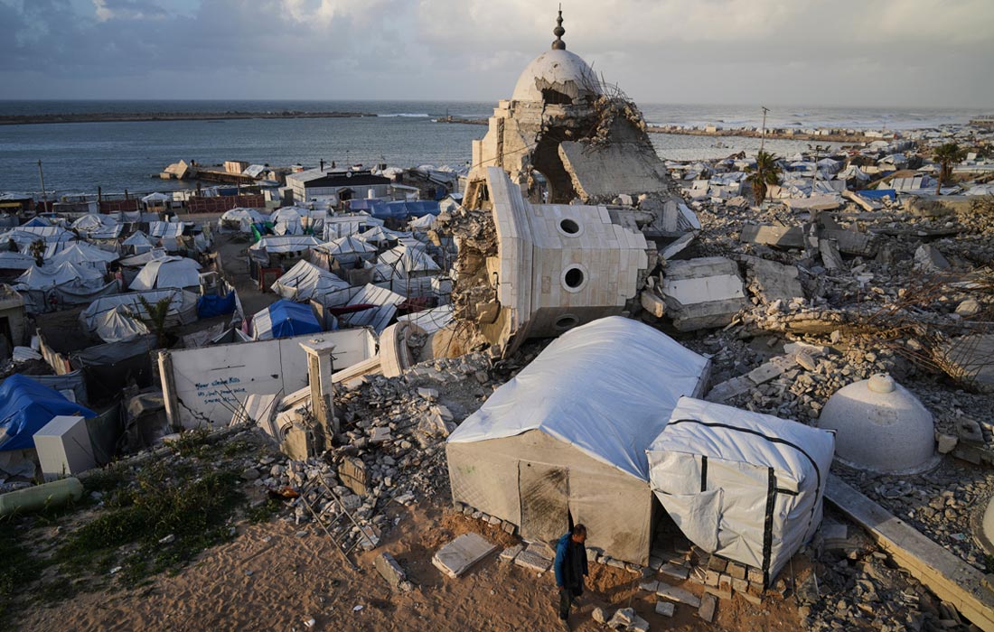 Палаточный лагерь для перемещенных палестинцев в Газе