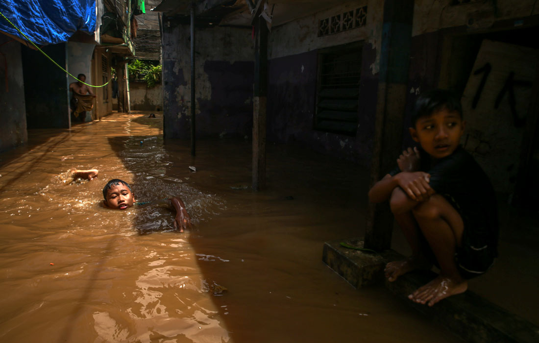 Последствия наводнения в Джакарте, Индонезия