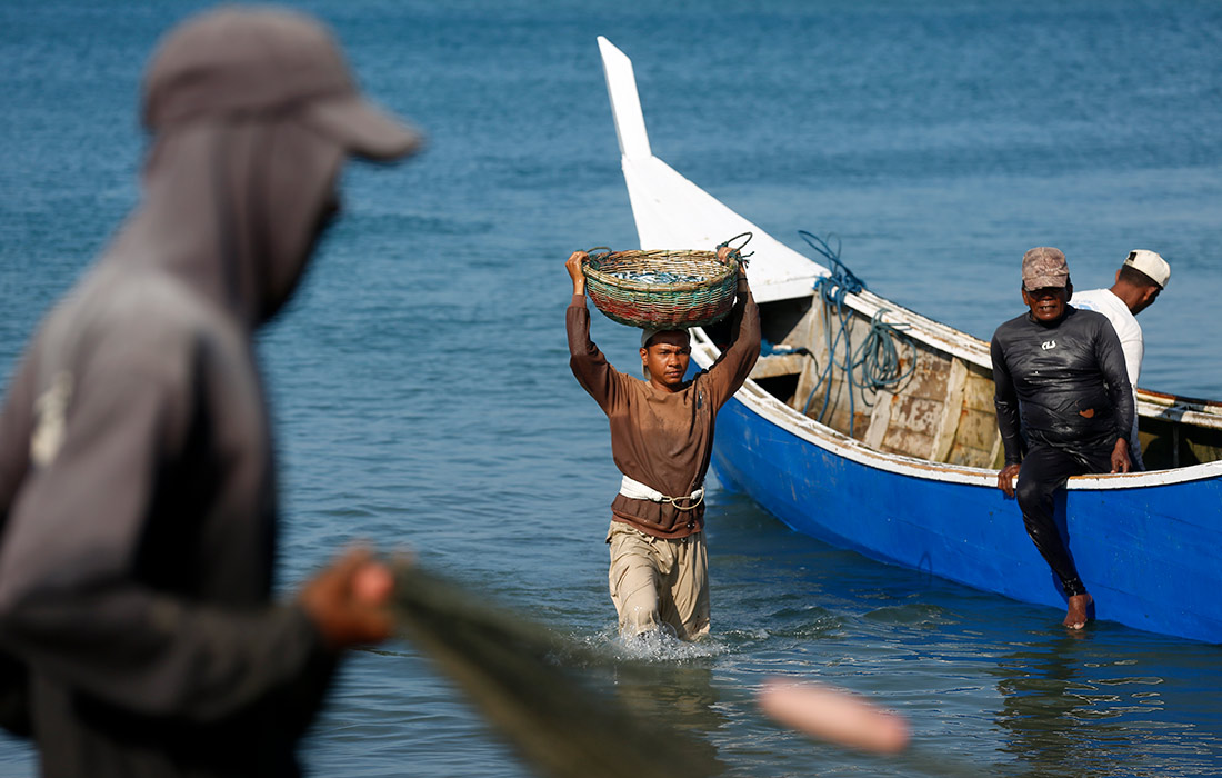 Ловля рыбы в Банда-Ачехе, Индонезия