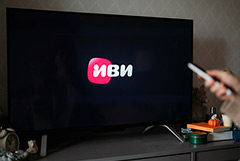 Онлайн-кинотеатры "Кинопоиск", "Иви" и Wink получили миллионные штрафы за пропаганду ЛГБТ