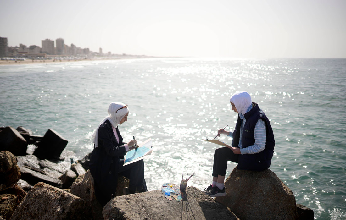 Мастер-класс по живописи на побережье в Газе
