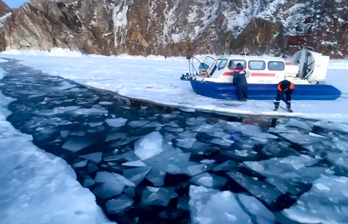 Среди погибших на Байкале туристов из КНР есть 14-летний подросток