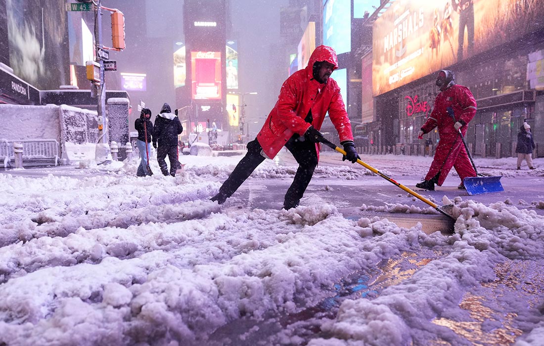 Режим ЧС из-за снежной бури объявлен в нескольких штатах США