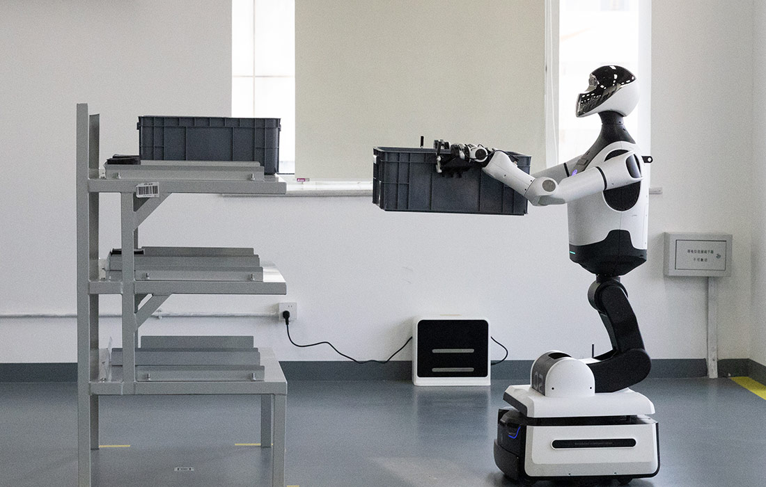 Платформа пилотной верификации и производства человекоподобных роботов в Пекине