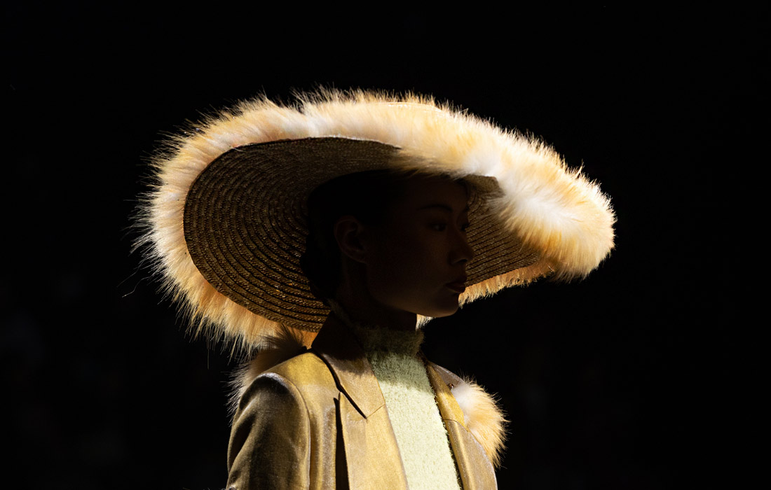 Показ коллекции Wei Yi на Неделе моды в Пекине