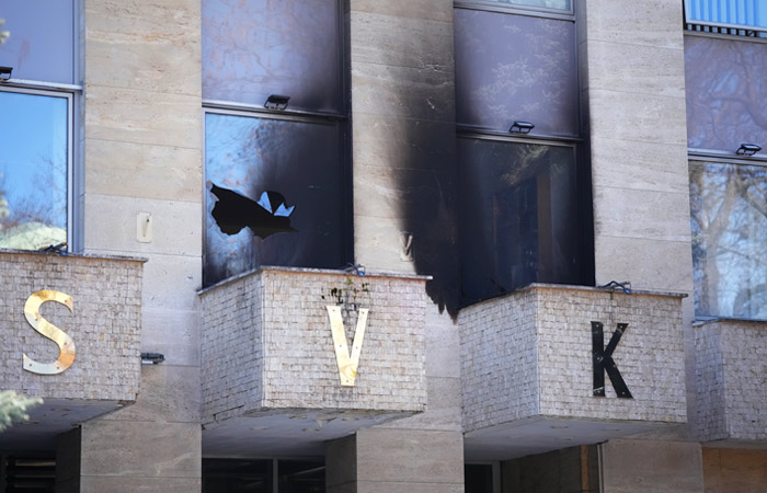 Москва заявила протест в связи с нападением на Русский дом в Праге