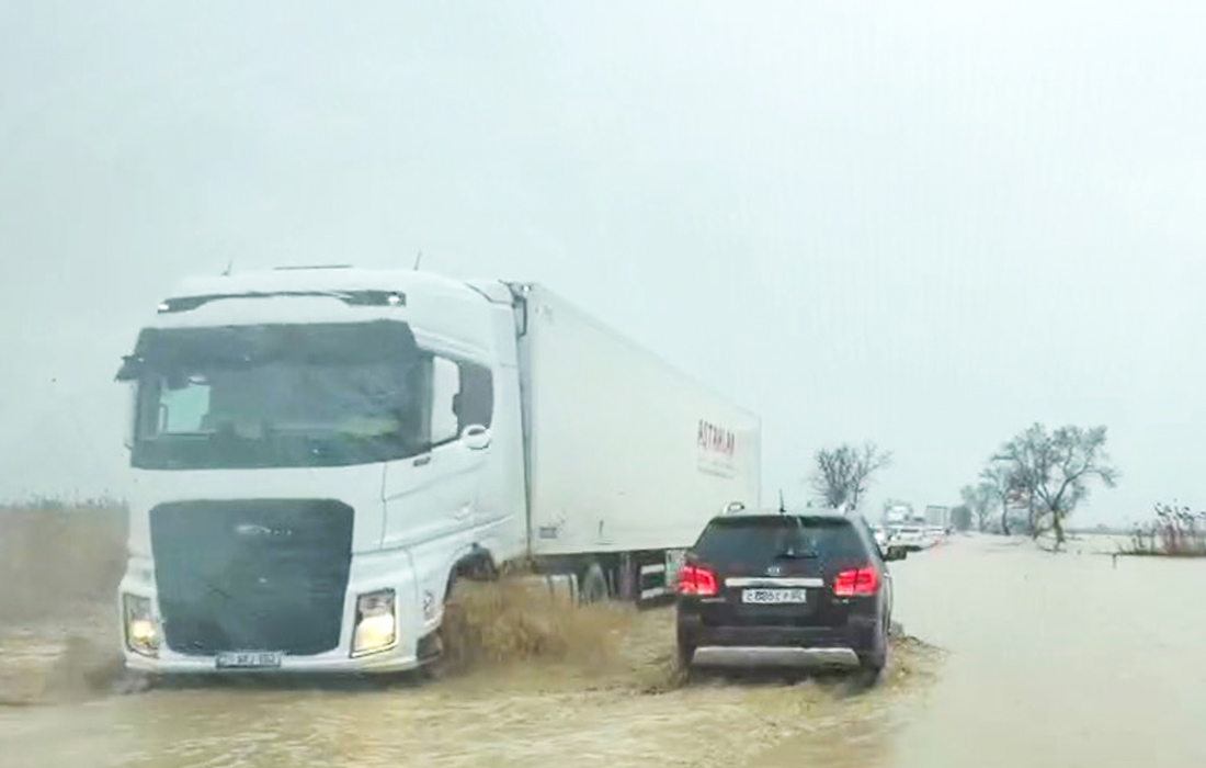 Подтопленная федеральная автомобильная дорога "Кавказ"