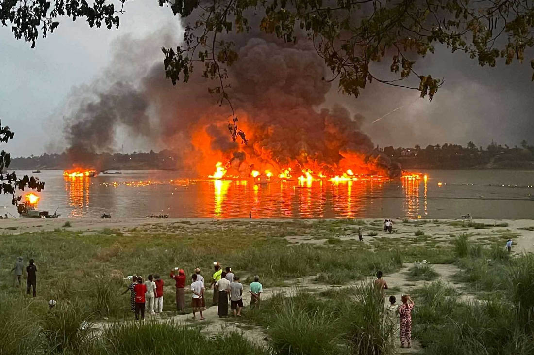 Не менее двух человек погибли в результате пожара в порту Хомалин в Мьянме