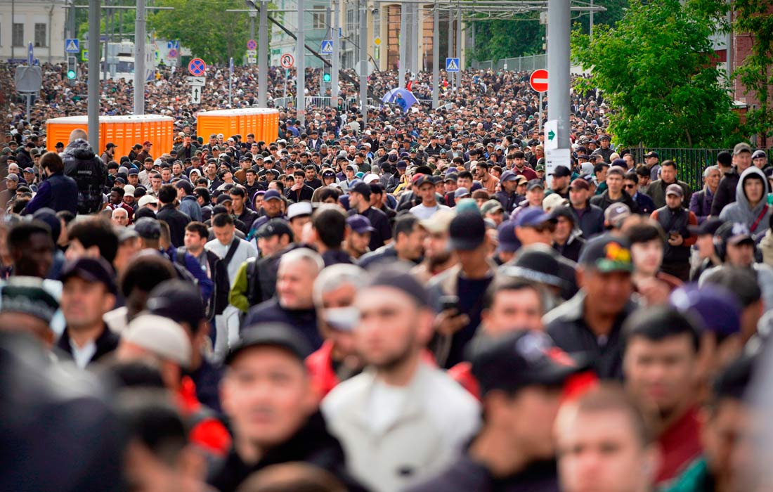 Мусульмане на улицах столицы