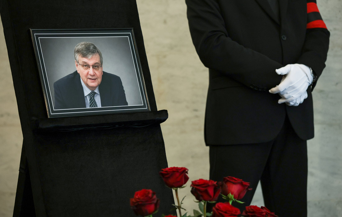Прощание с советником главы ЦБ РФ Алексеем Можиным в Москве