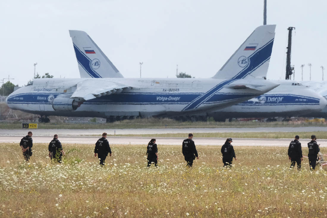 Полиция ищет обломки второго дрона, связанного, по версии следствия, с обнаруженным БПЛА в аэропорту Лейпцига