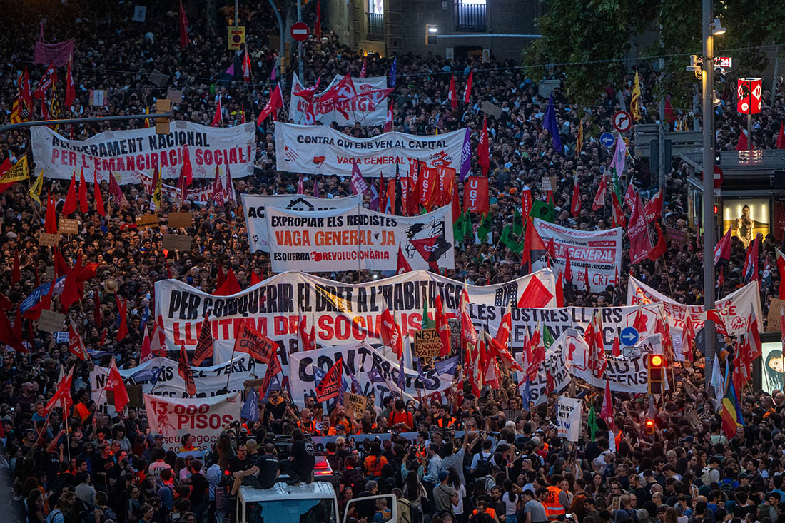 Митинг Союза арендаторов в Барселоне за право на жилье