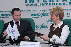 Руководители Внуково и "Трансаэро" подписали меморандум о сотрудничестве