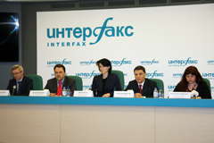 Около 50 тысяч человек в России не могут выплачивать валютную ипотеку, им грозит выселение