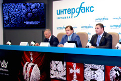 Смоленский "Кристалл" планирует продать реплику Большой императорской короны за 1 млрд руб