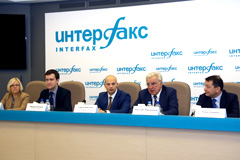 Российская фармпромышленность должна переходить к полному циклу производства лекарств