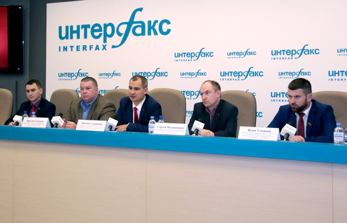 "Коммунисты России" выдвигают в одномандатных округах более 200 кандидатов