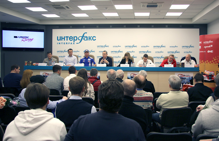 Пилоты команды Suprotec Racing в ралли-рейдах сезона-2017 году будут выступать на автомобилях российской сборки из серии "Снежные барсы"