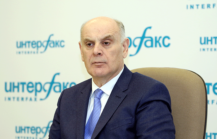 Кандидат в президенты Абхазии Бжания обещает развивать военное сотрудничество с РФ