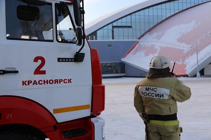 Сотрудники МЧС обеспечивают пожарную безопасность всех тестовых соревнований Зимней Универсиады