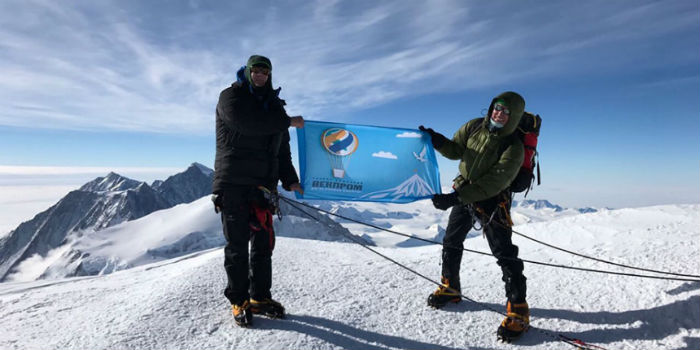 Белорус Вадим Фролов поднялся на самую высокую гору Антарктиды