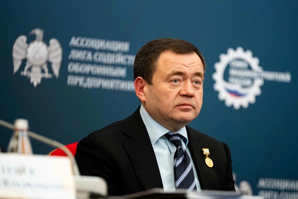 Петр Фрадков предложил создать дополнительные стимулы для снижения себестоимости продукции ГОЗ