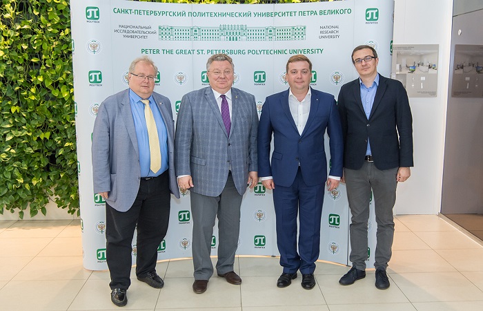 Мыслить перспективами: Политех и Фонд Росконгресс договорились сотрудничать
