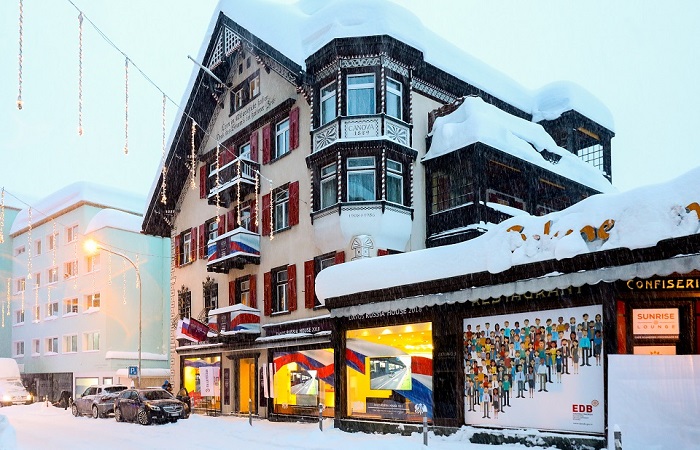 В "Русском доме" в Давосе станет больше места для встреч