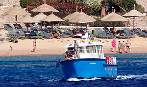 Русские возвращаются на пляж