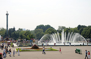 ЦПКиО им.Горького: без аттракционов