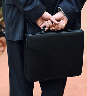 Банки "заложат" чиновников