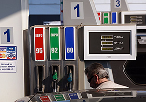 Дефицит разогнал бензиновые цены