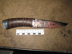 Нападение на АЗС: поиск по ножу