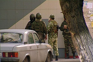 Убийца поэта мог готовить теракт