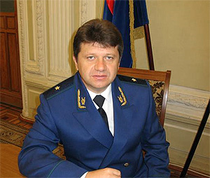 Из газет я узнал, что скрываюсь от следствия