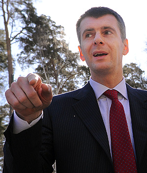 Прохоров заканчивает дела