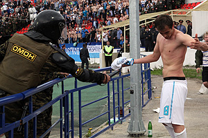 Следователи решат, был ли удар шокером