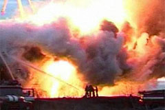 Пожар в порту Архангельска