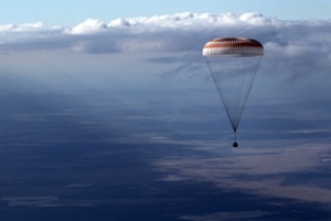 Экипаж МКС спустился на Землю