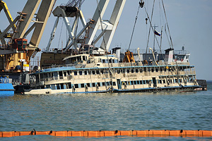 2011: тяжелая вода