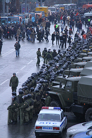 Принуждение к митингу