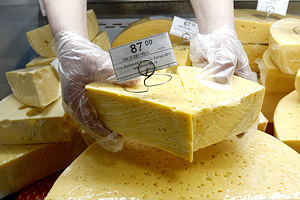 Онищенко разрешил сыр