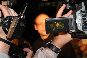 Навальный и Удальцов вышли на свободу